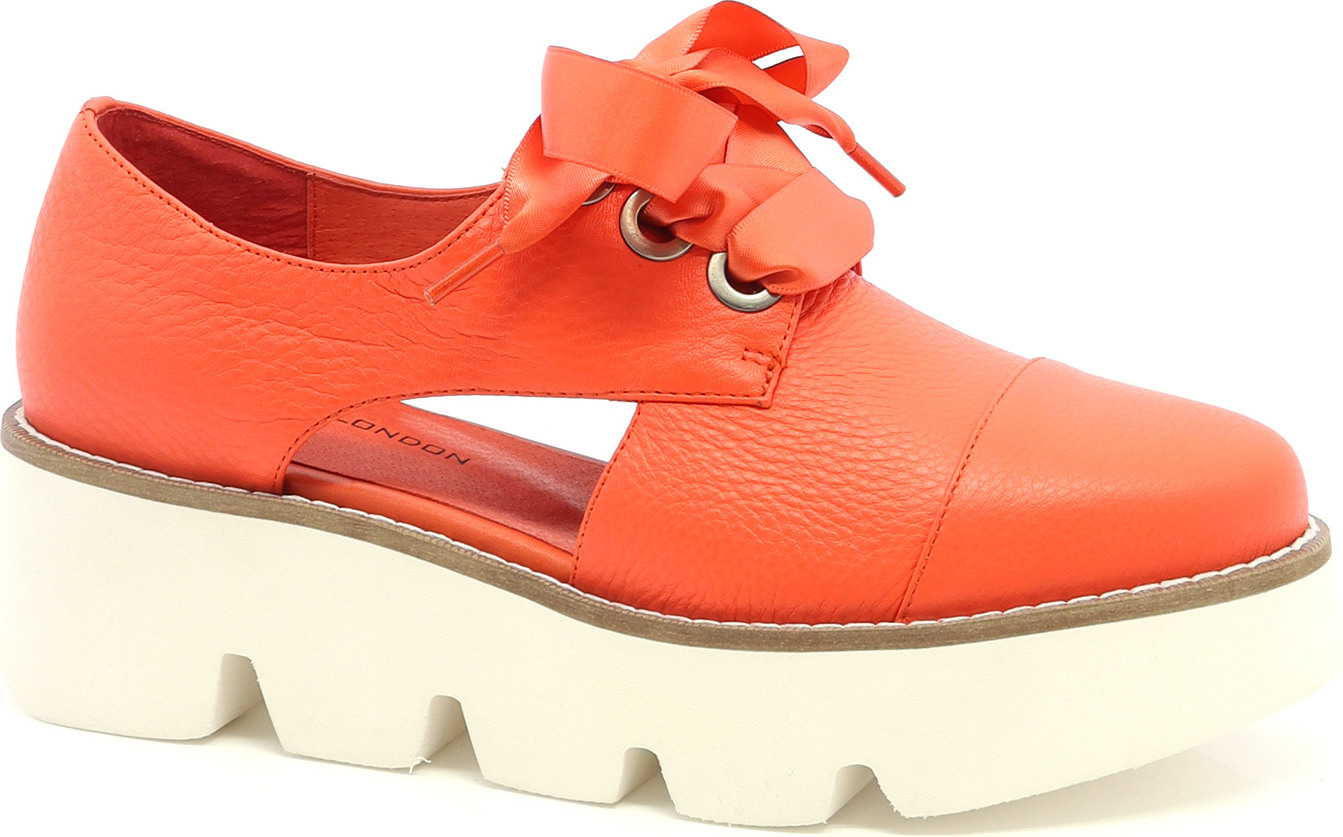 82202 TAMARA LONDON