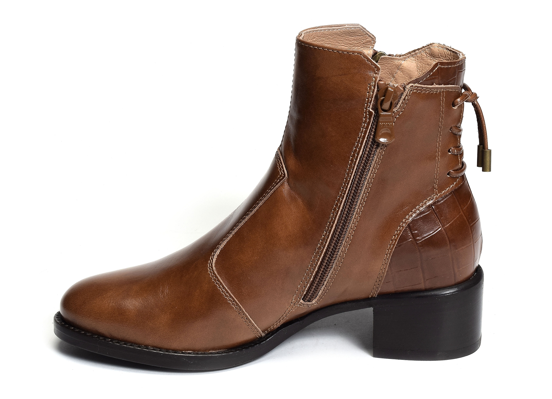 16761 camel