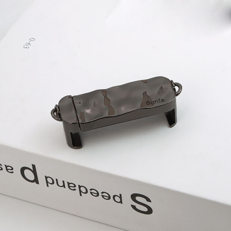 (74x24mm) Universal Handy Metall Halterung mit Ösen - Schwarz
