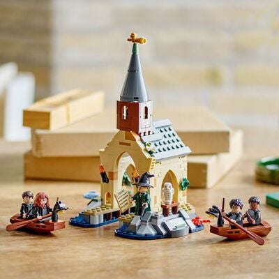 LEGO Harry Potter 76426 Galtvortborgens båthus