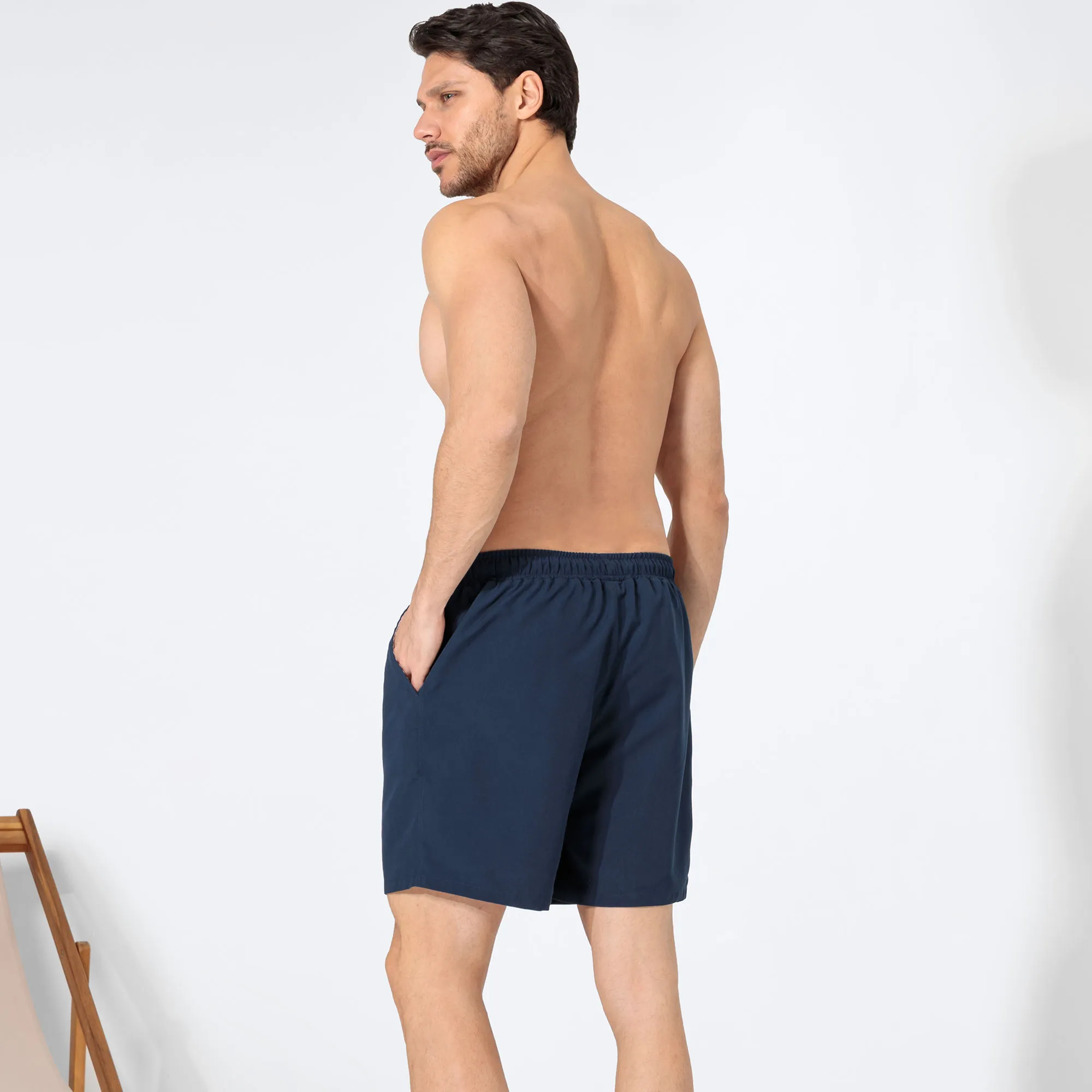 Herren-Badeshorts mit Kordeln am Bund