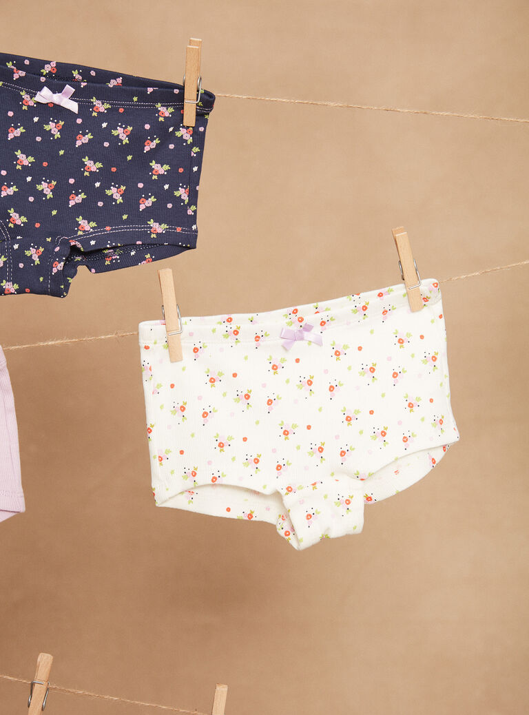 3 shortys bleu, mauve et écru à imprimé et motifs fleuris