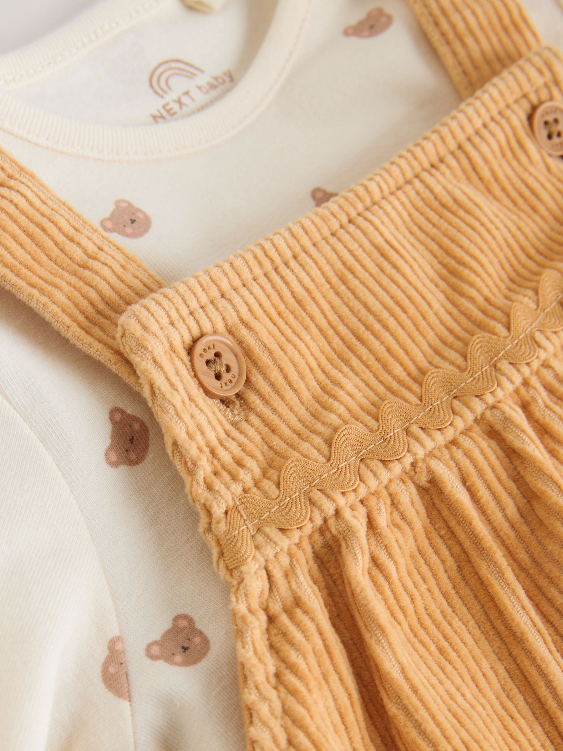 Neutraal met beren - Pinafore-jurk met babykoord en rompertje met lange mouwen, 2 -delige set (0mnd-2jr)