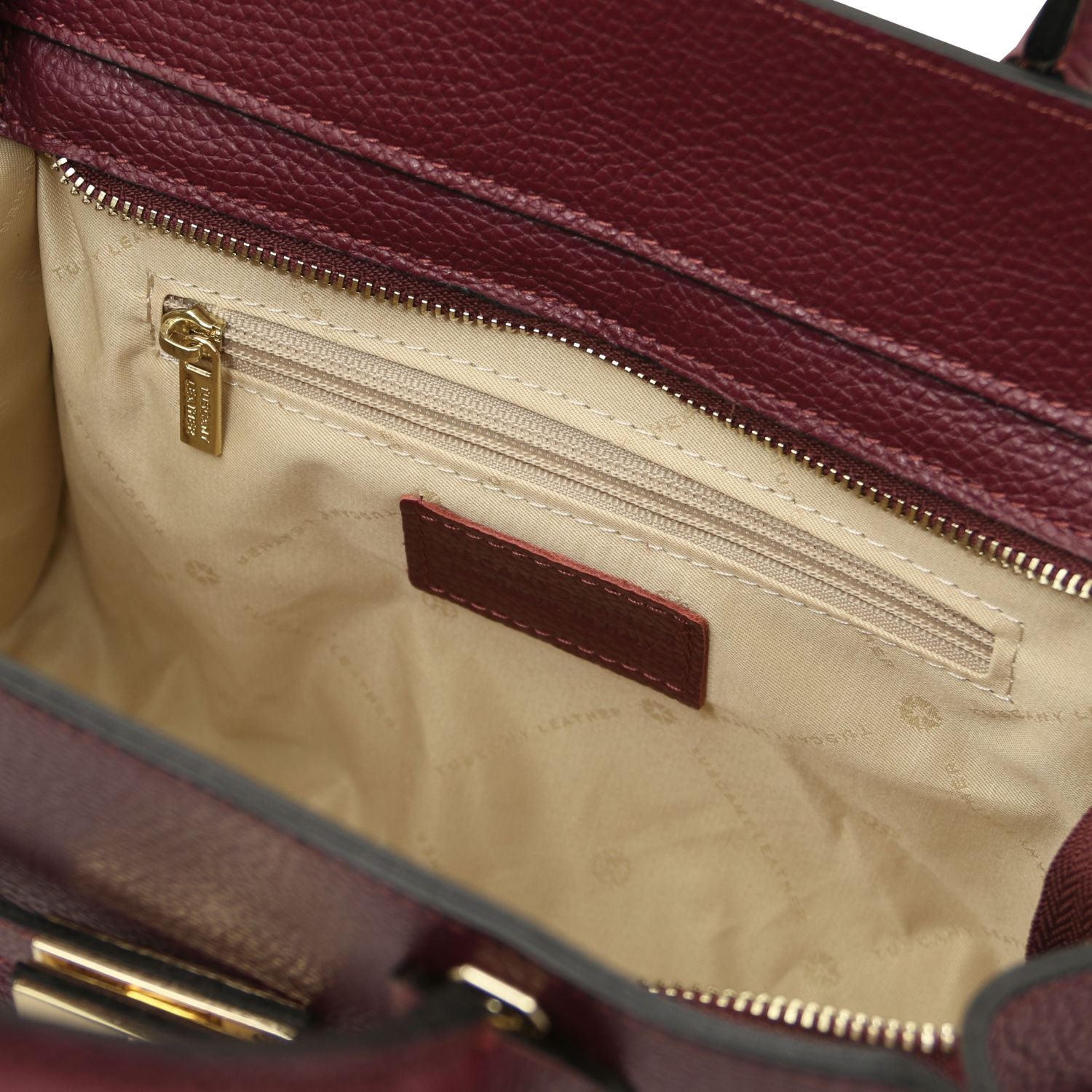 TL142507 – Origami – leren tote
