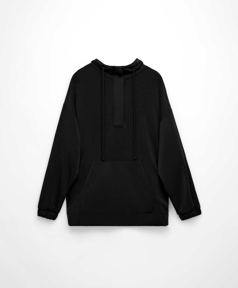 Moletom oversized em modal com toque macio e zíper.