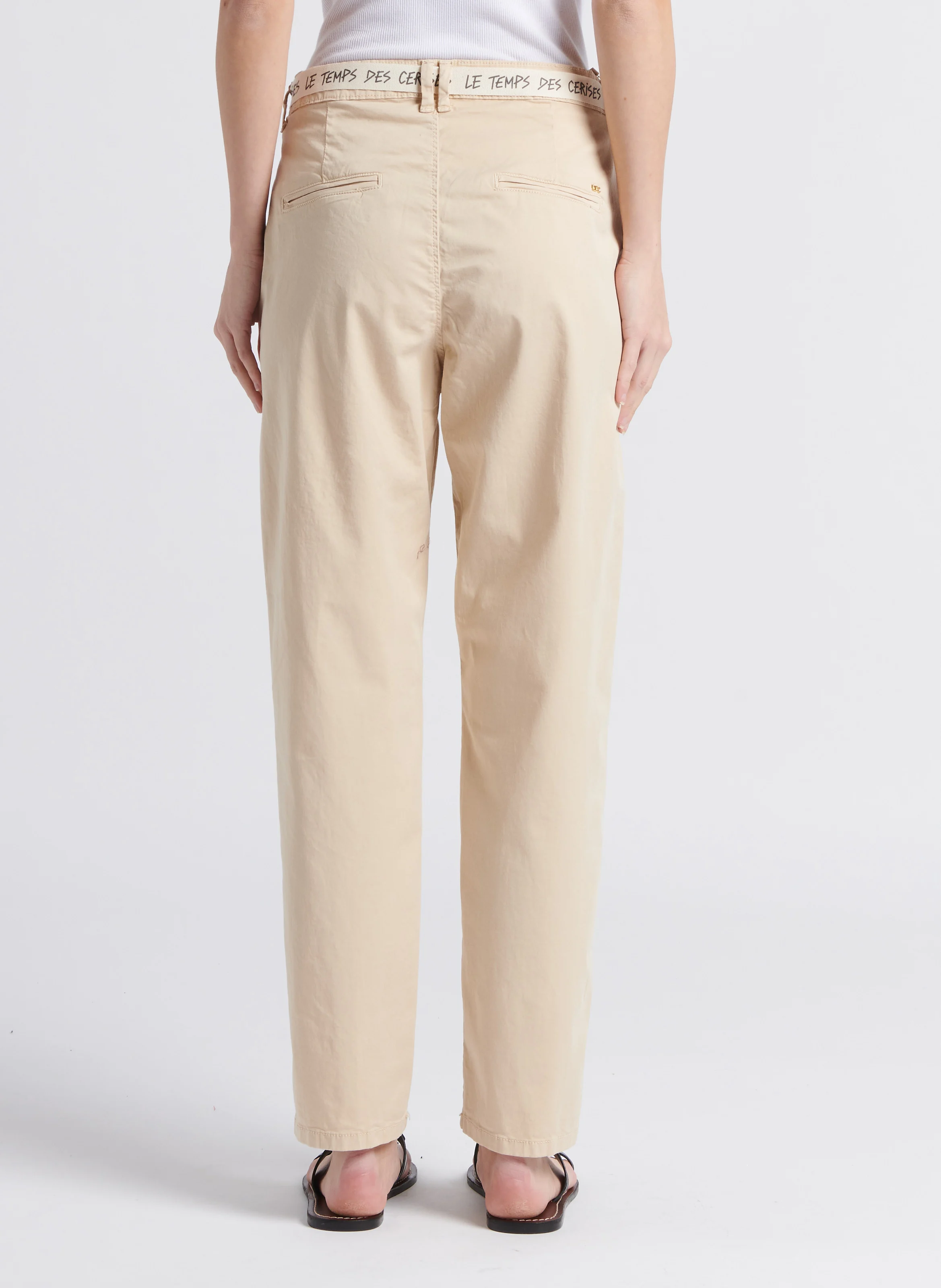 ARLO - Pantalon carotte taille haute ceinturé | Blanc
