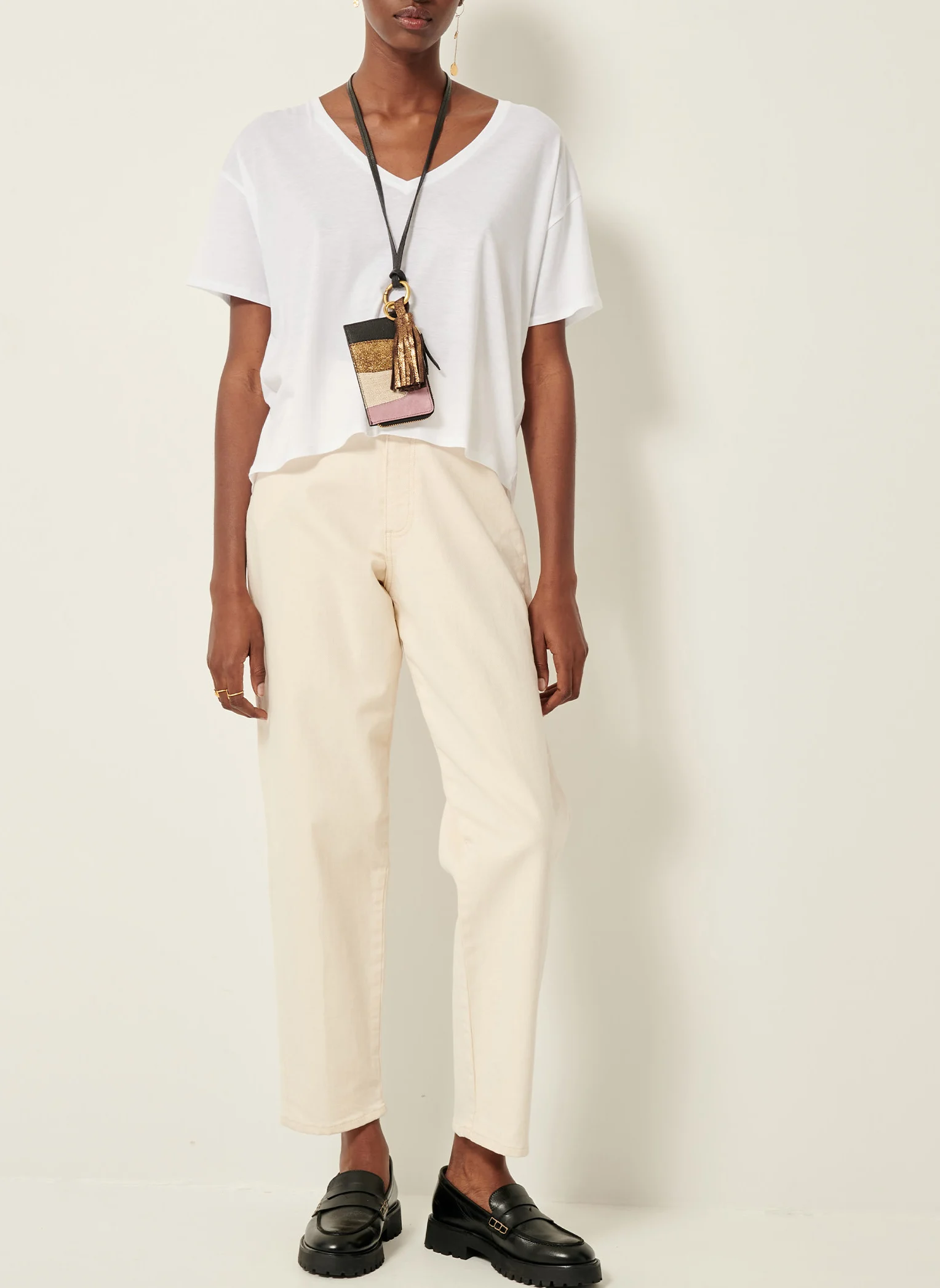 VINIO - Tee-shirt ample à décolleté en V | Blanc