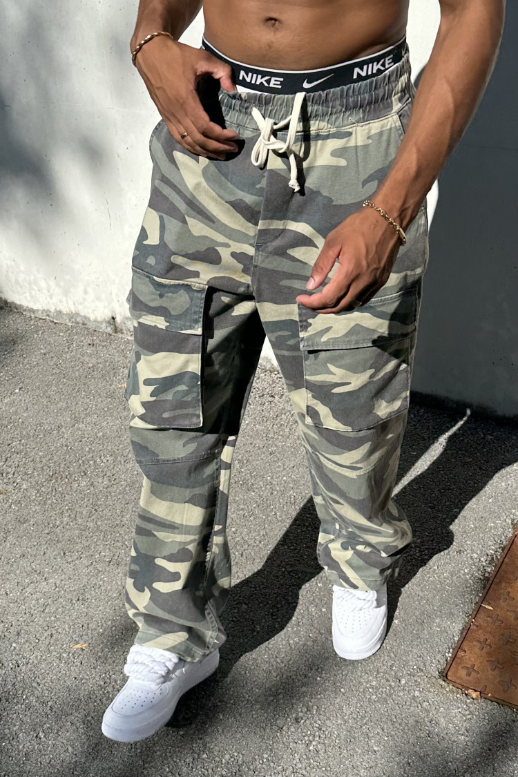 Jogger pant kaki camouflage