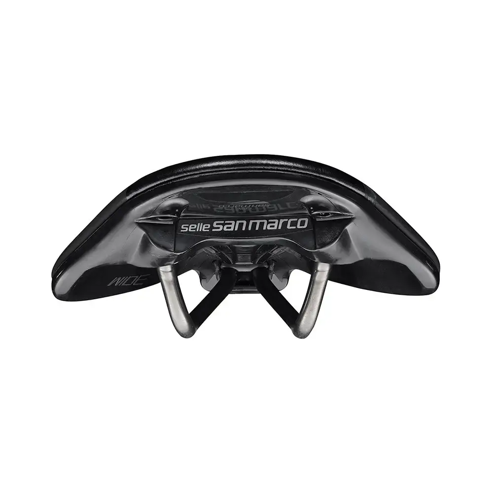 San Marco Shortfit 2.0 Open-Fit Racing Wide Zadel Zwart
