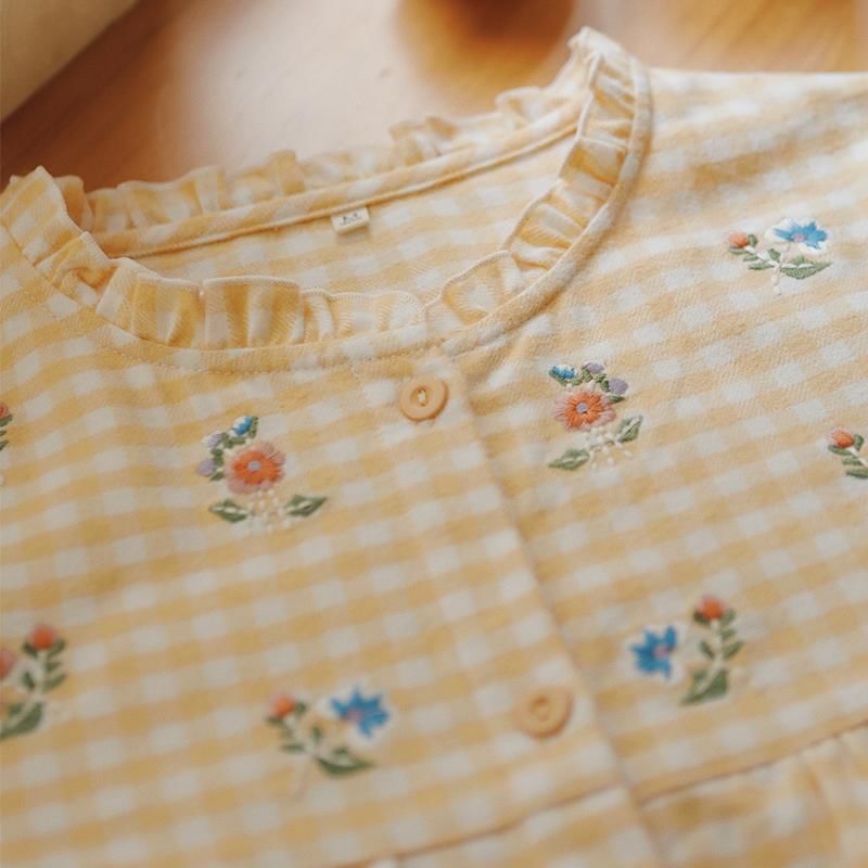 Murmursong - Pyjamaset: blouse met lange mouwen, ronde hals, bloemenborduursel en ruitmotief + broek met rechte pijpen