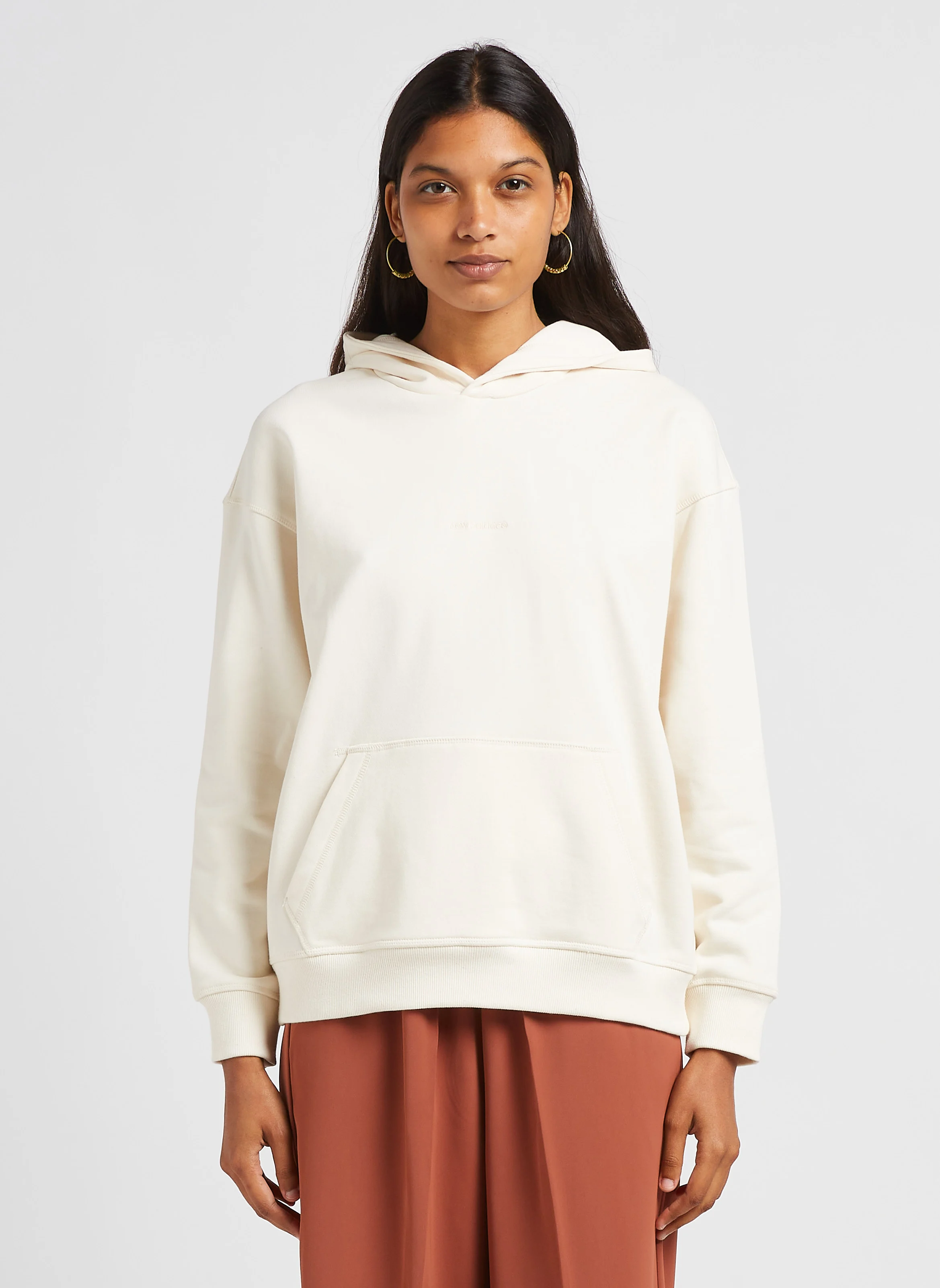 Sweat à capuche brodé en coton | Beige