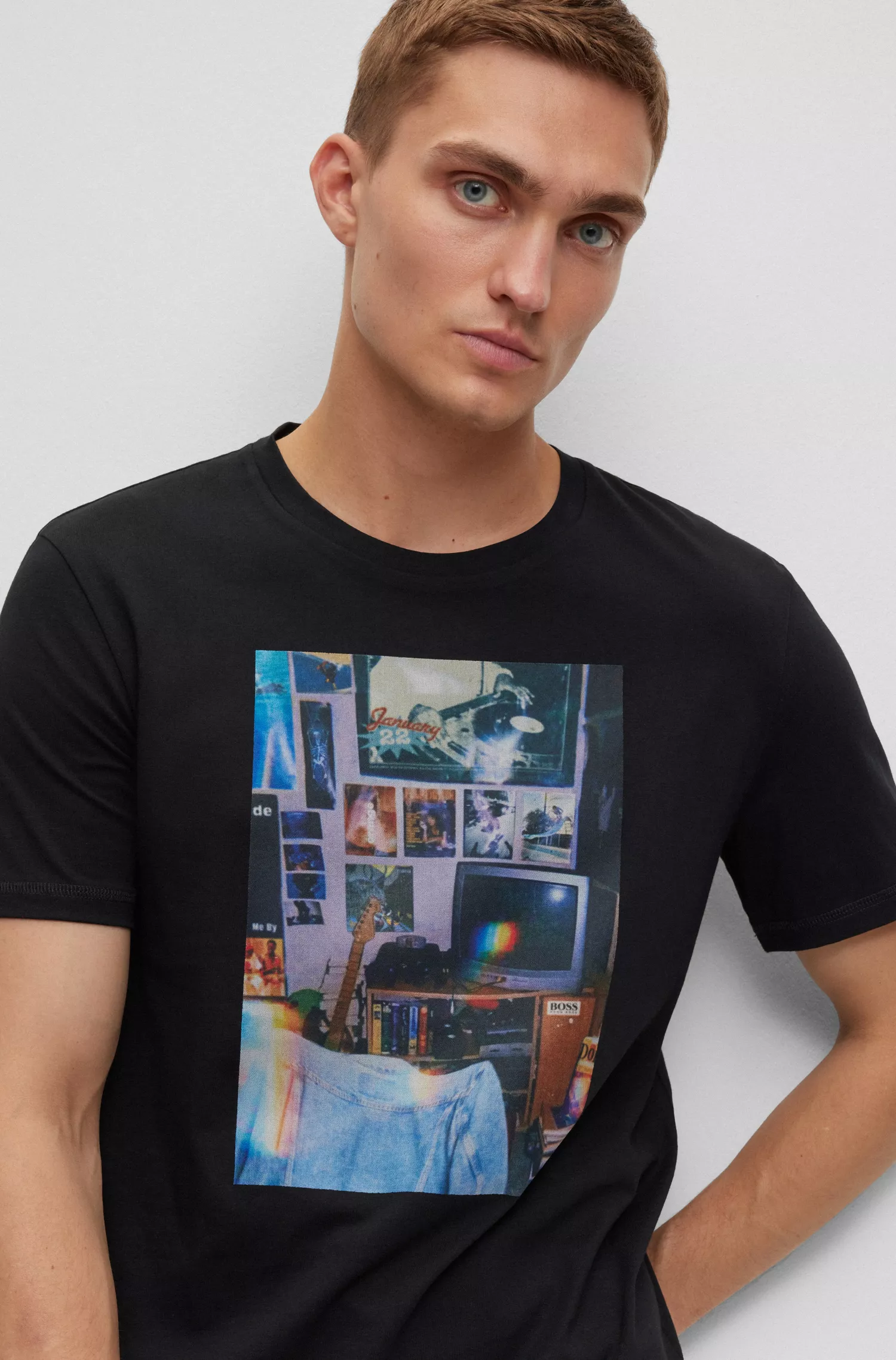 Camiseta BOSS laranja, corte regular, em malha de algodão com estampa da coleção.