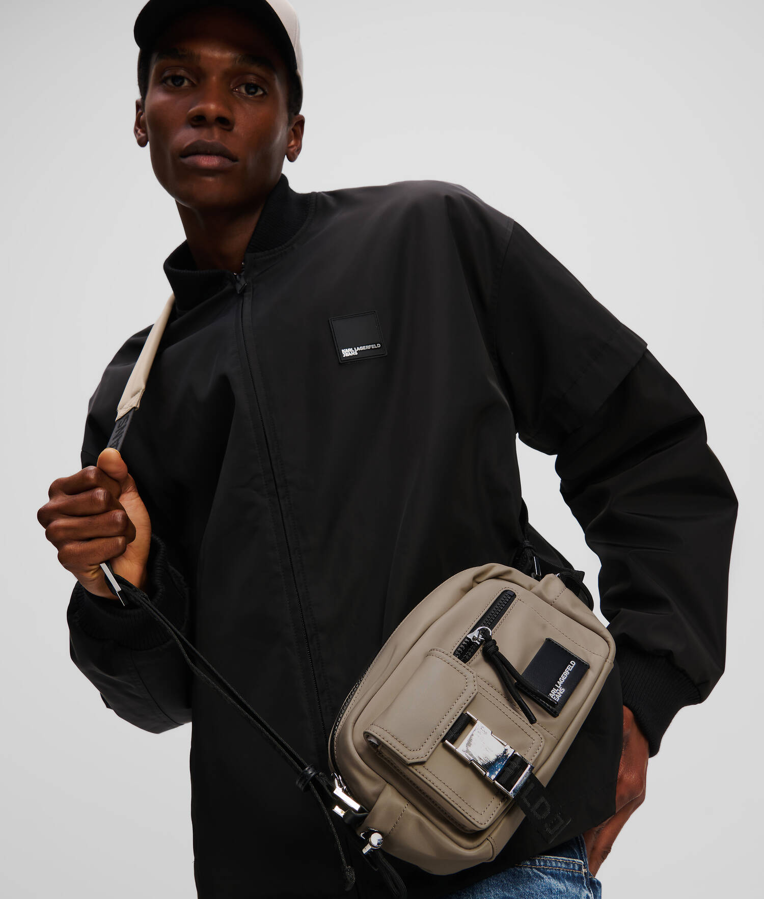 SAC CAMÉRA UTILITAIRE EN NYLON - Taupe du désert