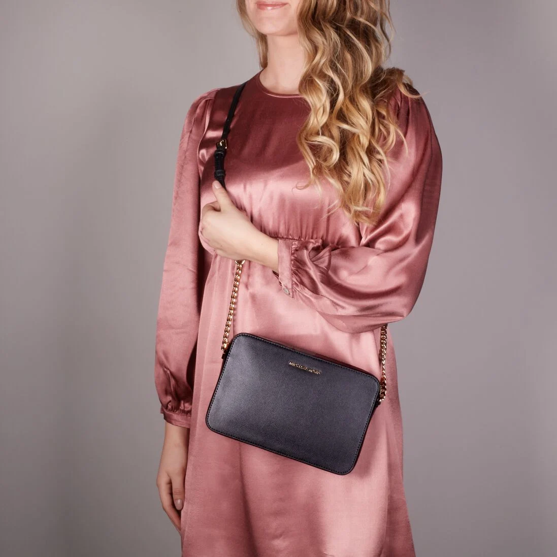 MICHAEL KORS zwarte michael kors schoudertas lg ew crossbody