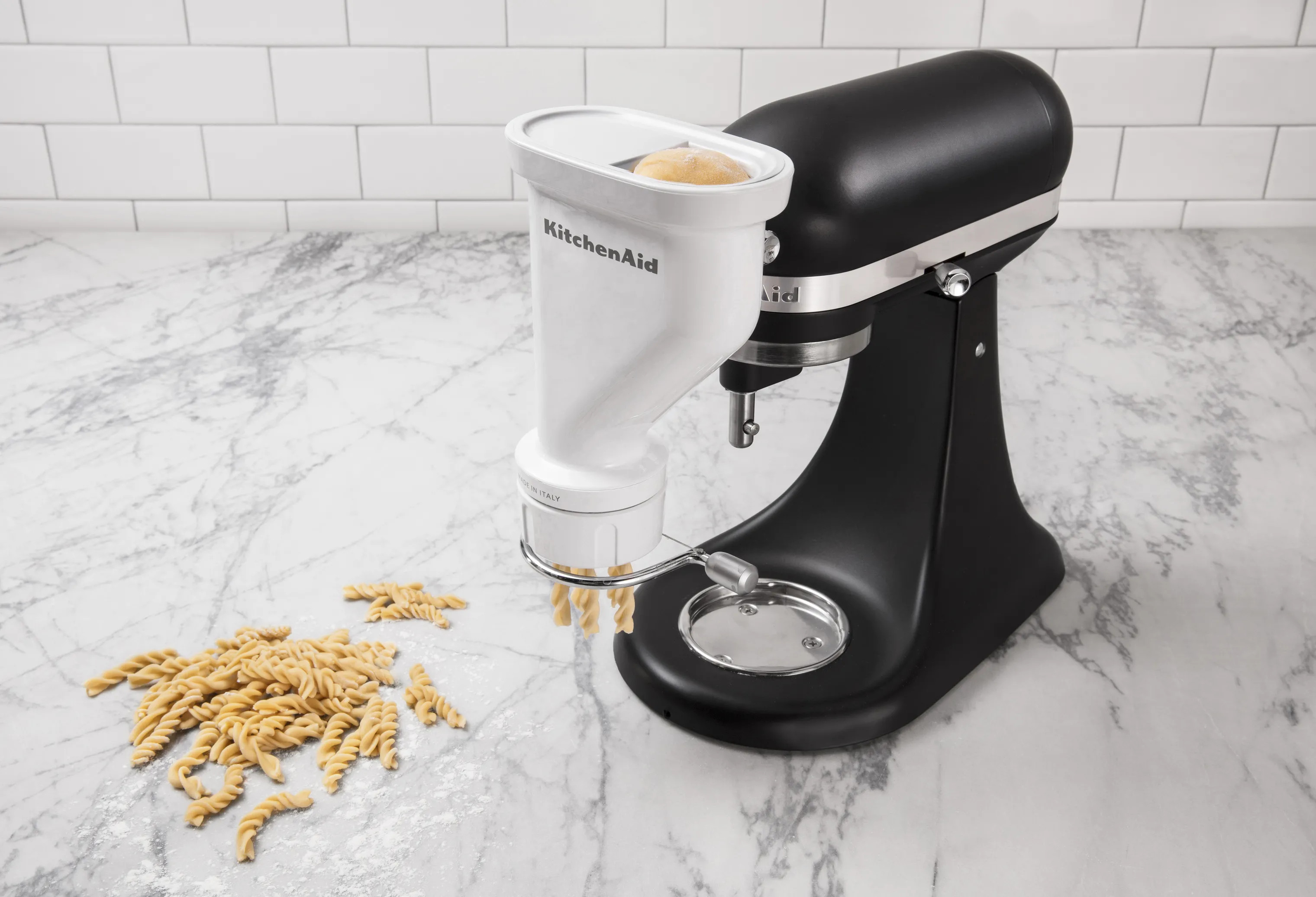 KitchenAid Artisan Røremaskine 5KSM175PSEBK