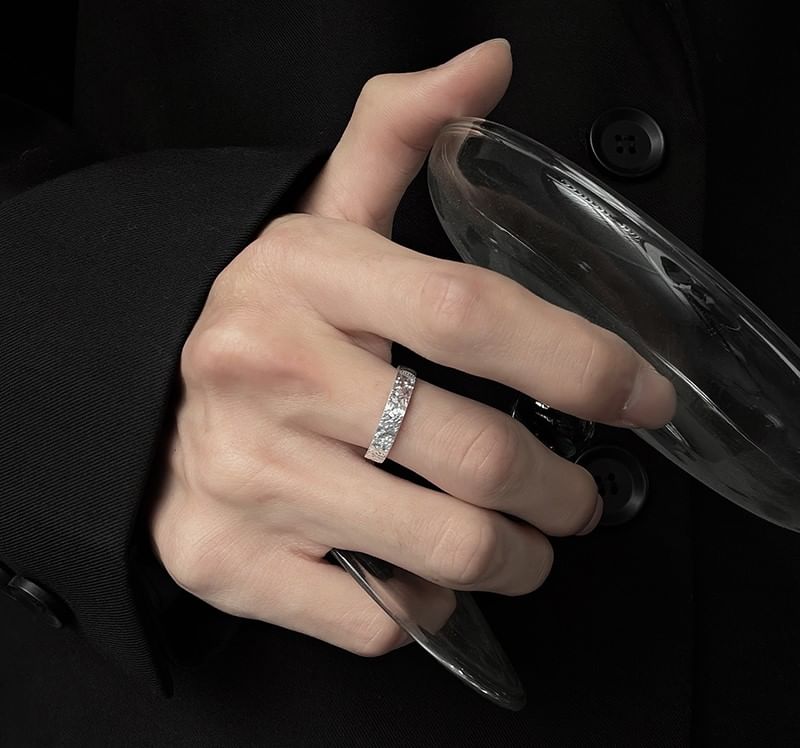 Kopesh - Bijpassende getextureerde sterling zilveren ring / set