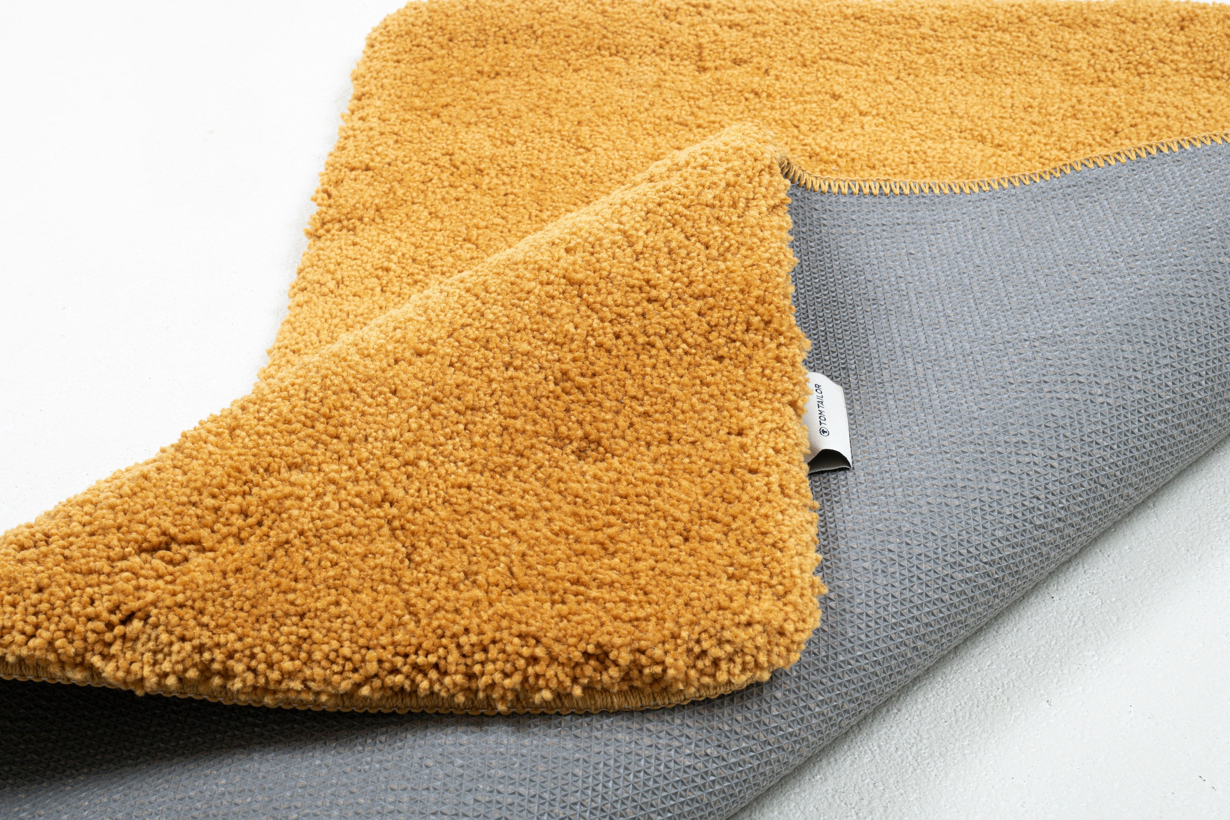 TOM TAILOR HOME Badematte »Cozy Bath UNI« Höhe 27 mm rutschhemmend beschichtet fussbodenheizungsgeeignet Badteppich, Uni Farben, rechteckig, rund und oval erhältlich