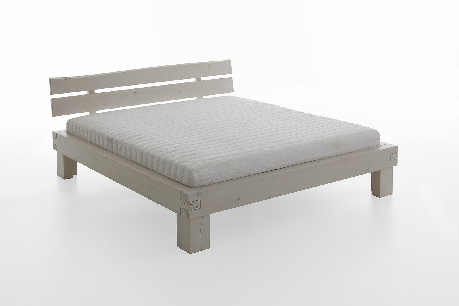 Futonbett BELLMUND - weiß - Fichte massiv - 140x200 cm