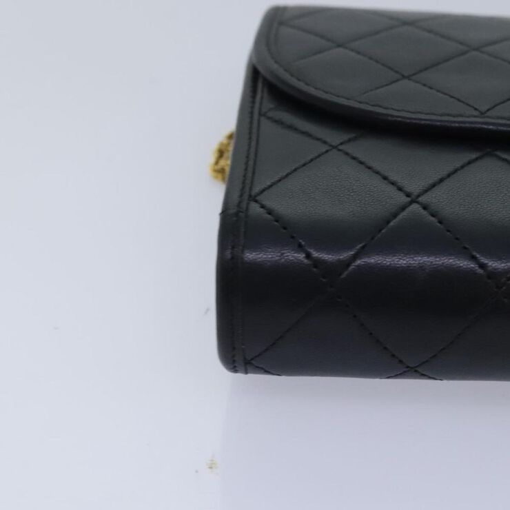 Chanel Vintage Chanel Shoulder Bag Black