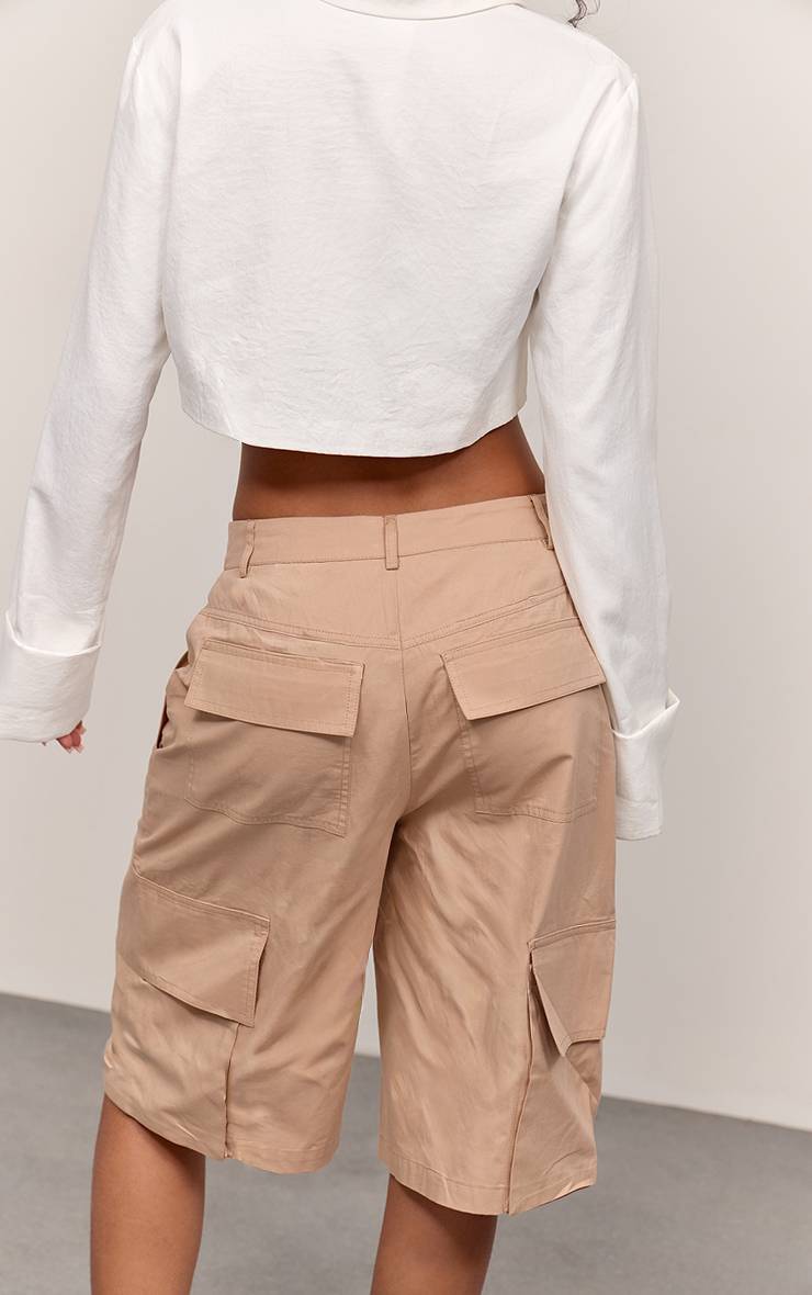 Sable Short Long Tissé Avec Détail De Poches Cargo
