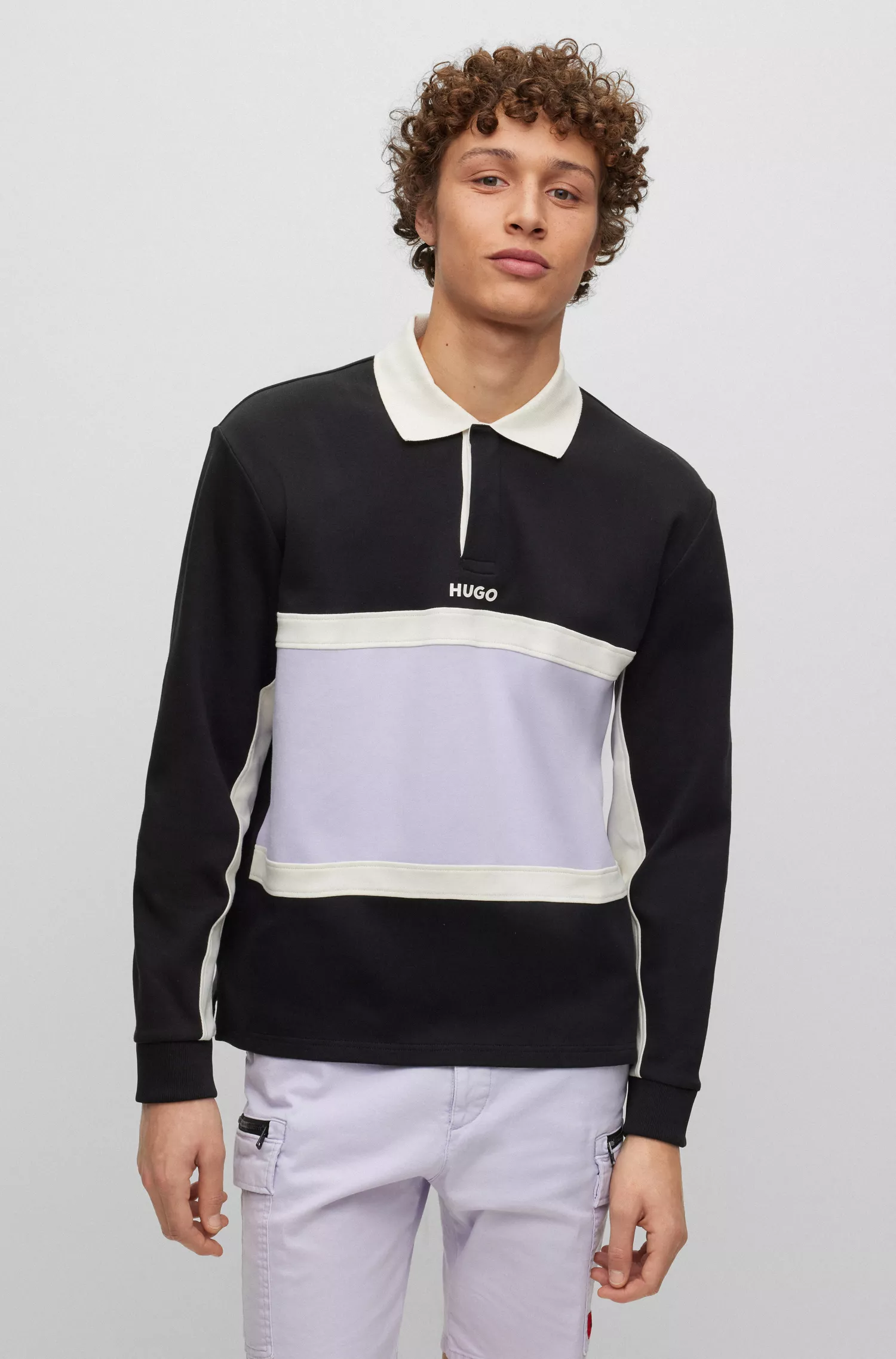 Camisa polo HUGO vermelha em algodão interlock, corte regular, com estampa do logotipo.