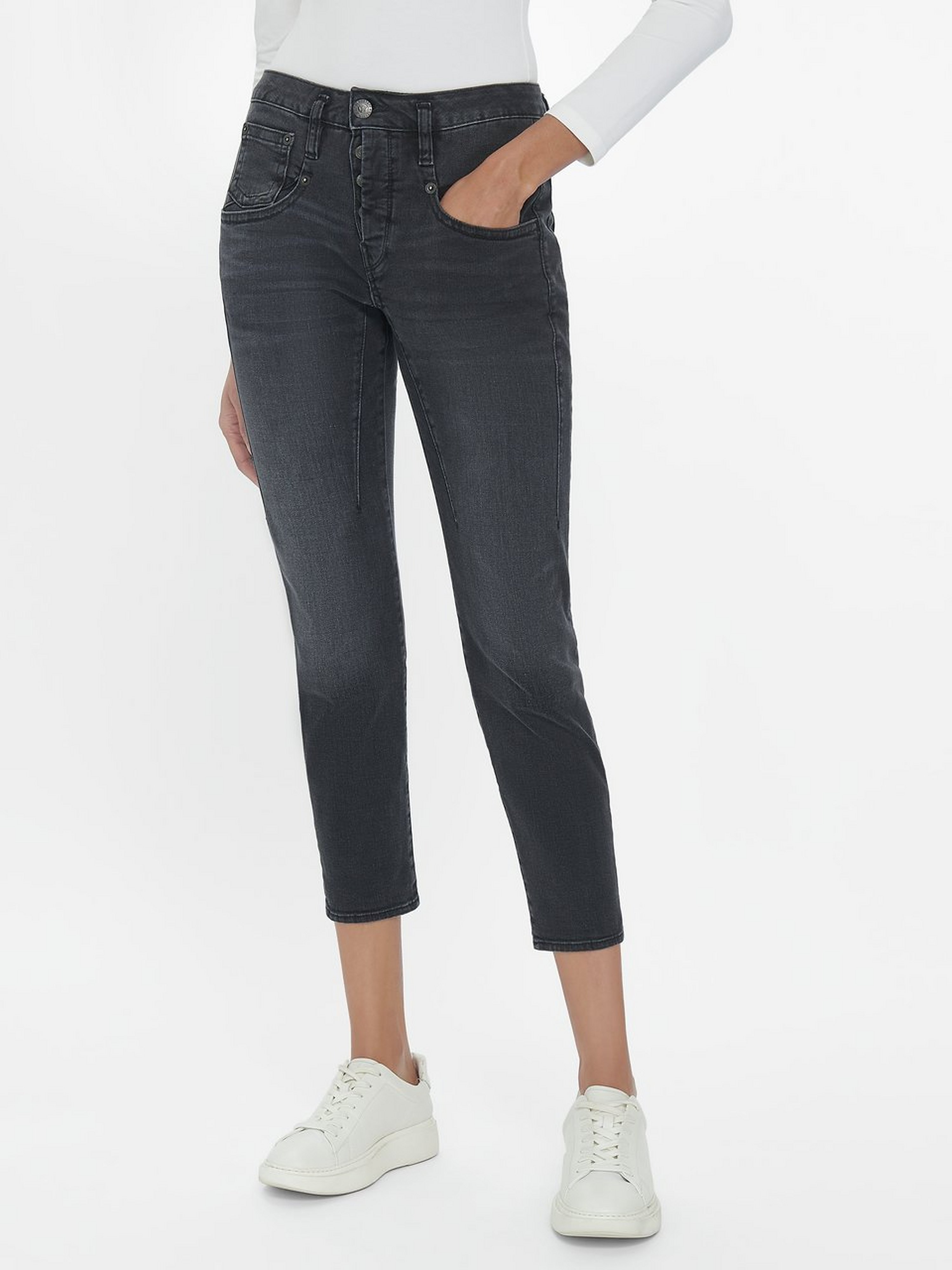 „Slim Fit“-Jeans Shyra