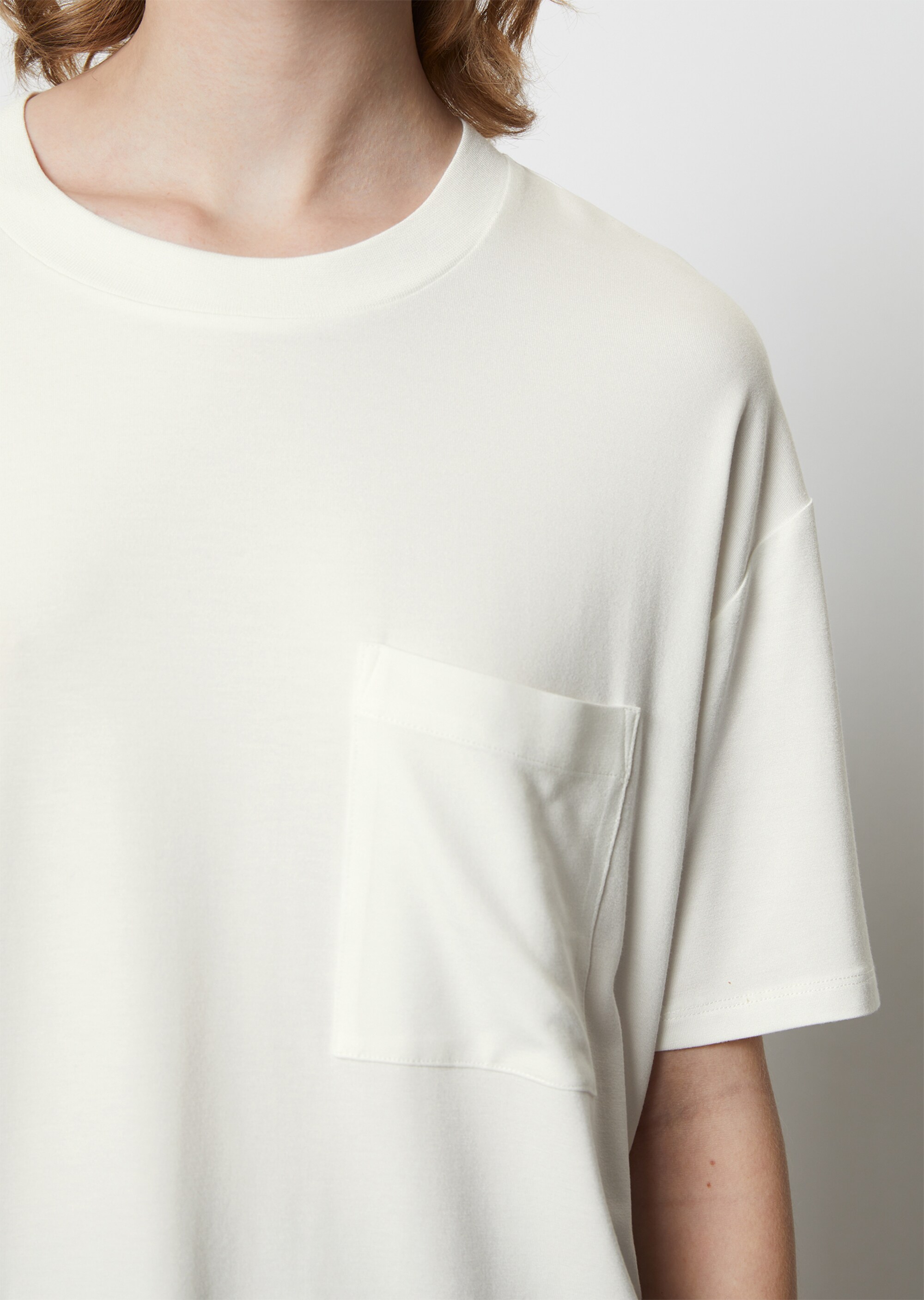 T-Shirt relaxedaus fließendem Viskose-Jersey