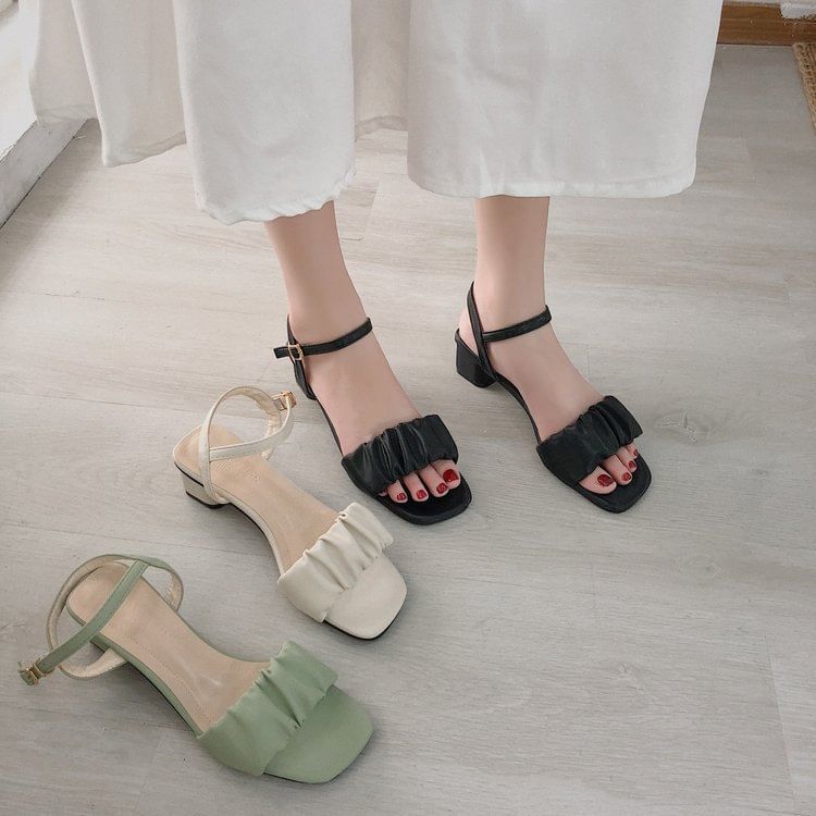 Terute - Sandalen met ruches en enkelbandjes
