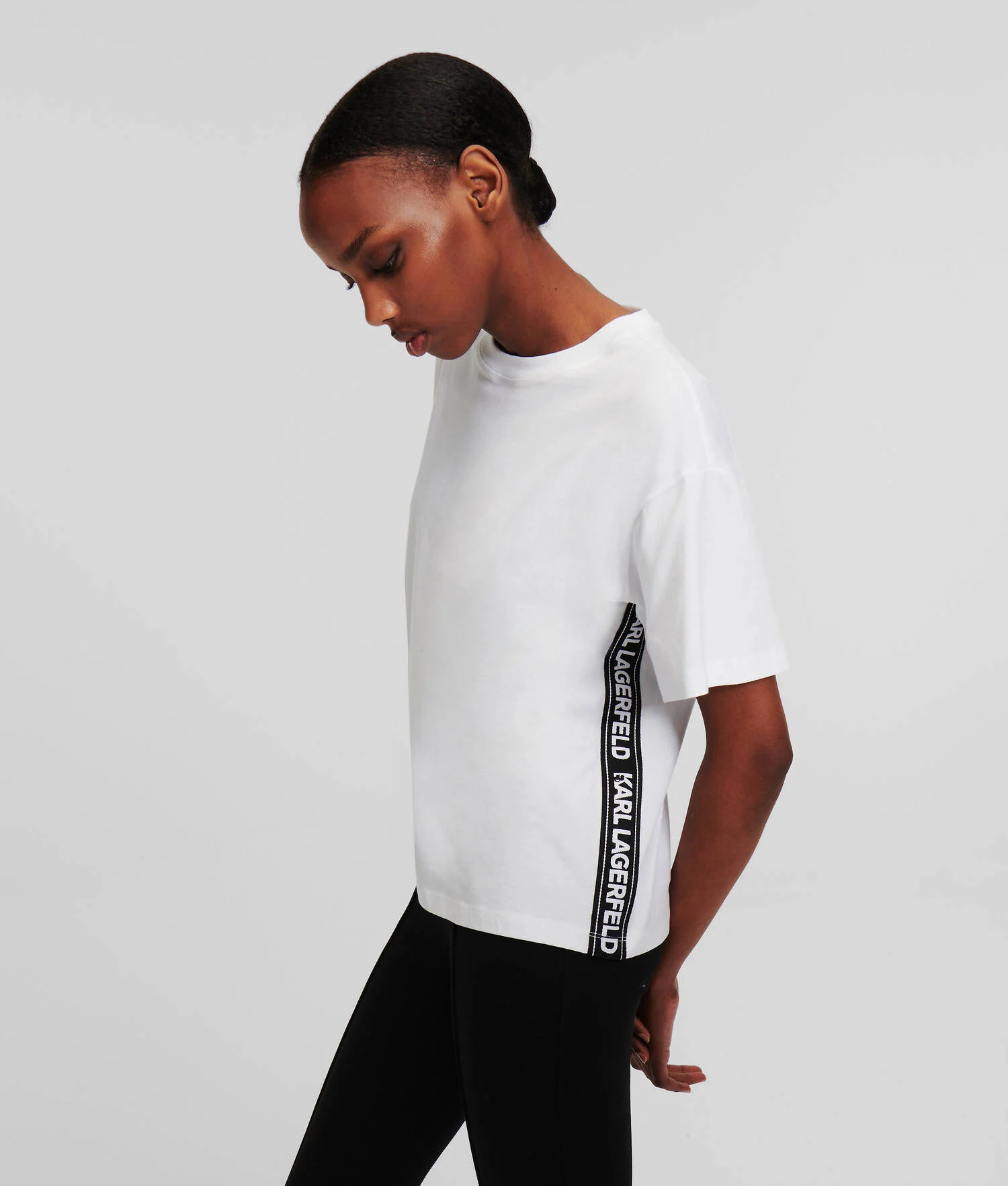 T-SHIRT AVEC GALON À LOGO KARL