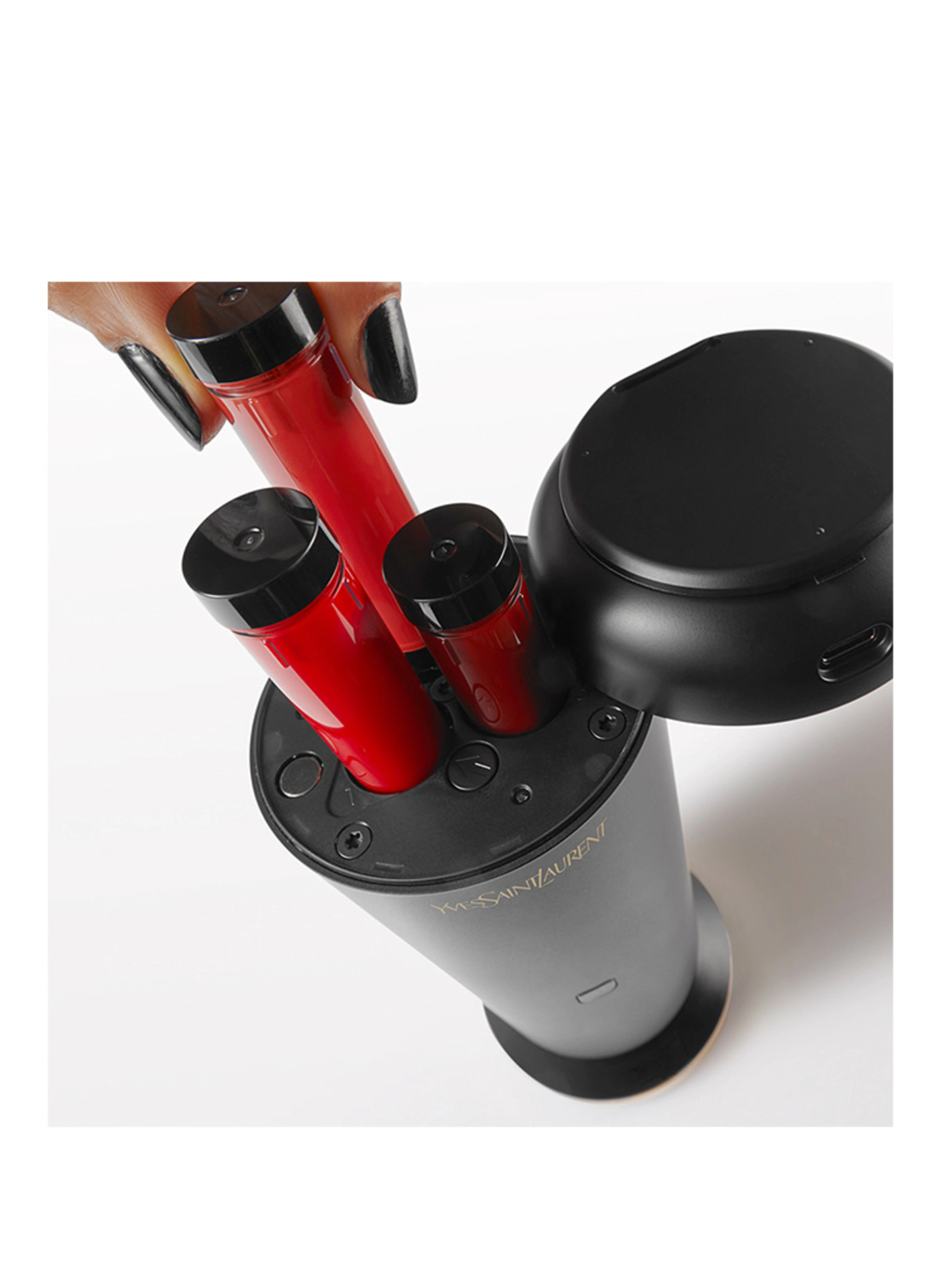 YVES SAINT LAURENT BEAUTÉ ROUGE SUR MESURE DEVICE