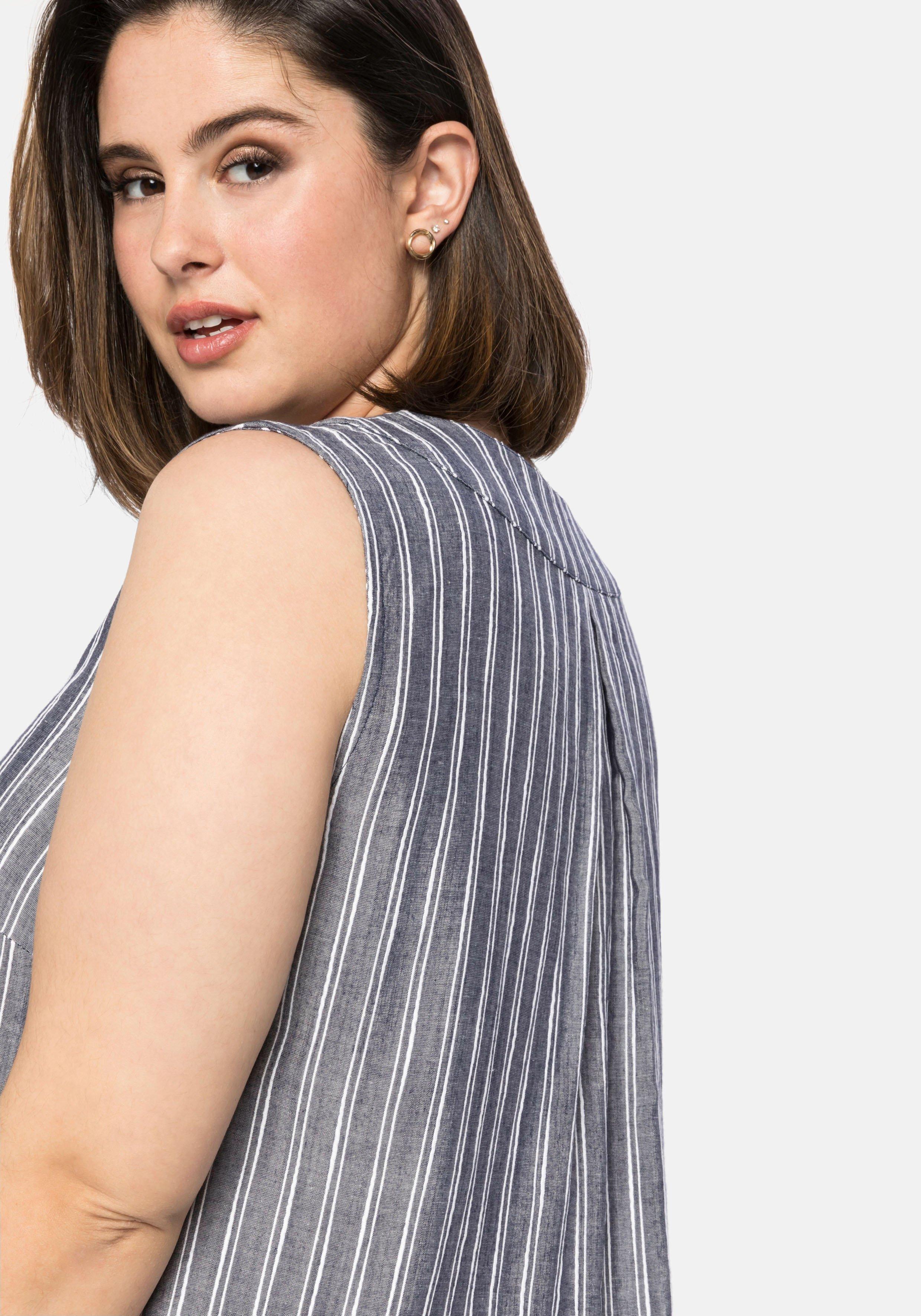 Ärmelloses Kleid mit strukturierten Streifen