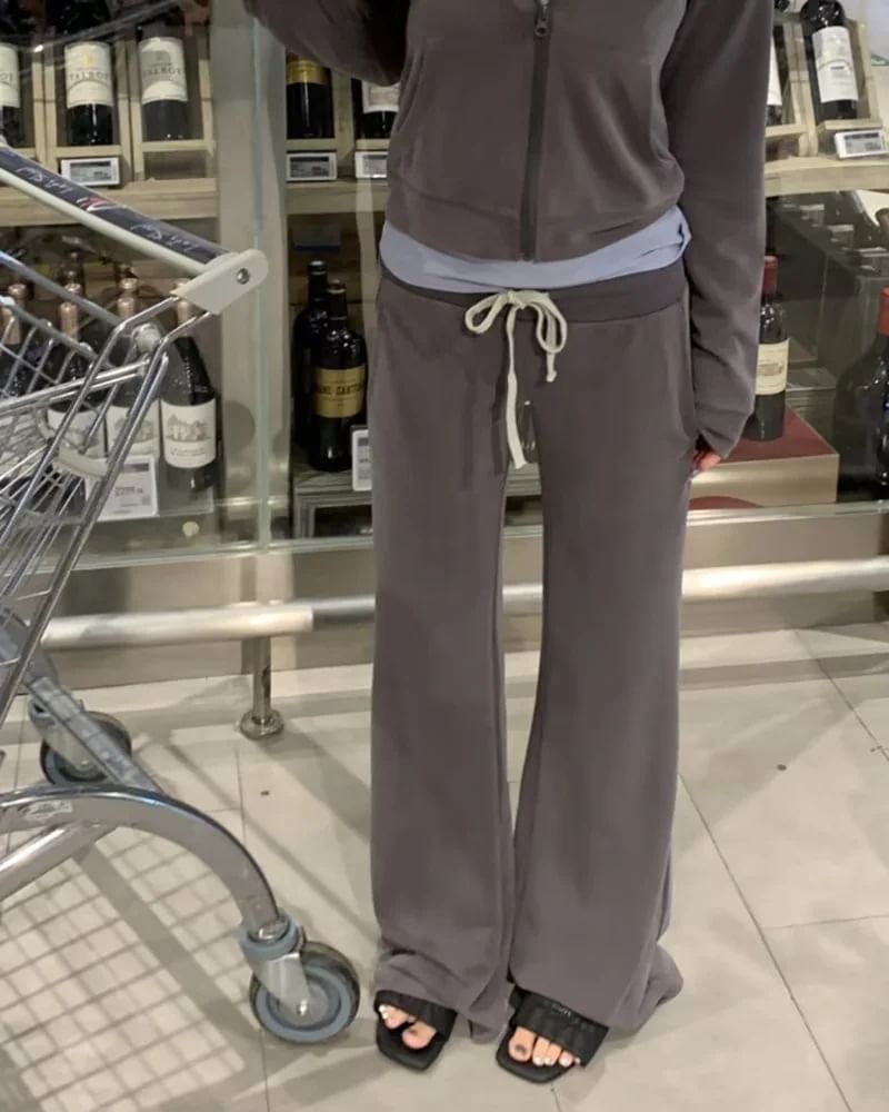 Puffie - Effen wijd uitlopende joggingbroek met trekkoord in de taille