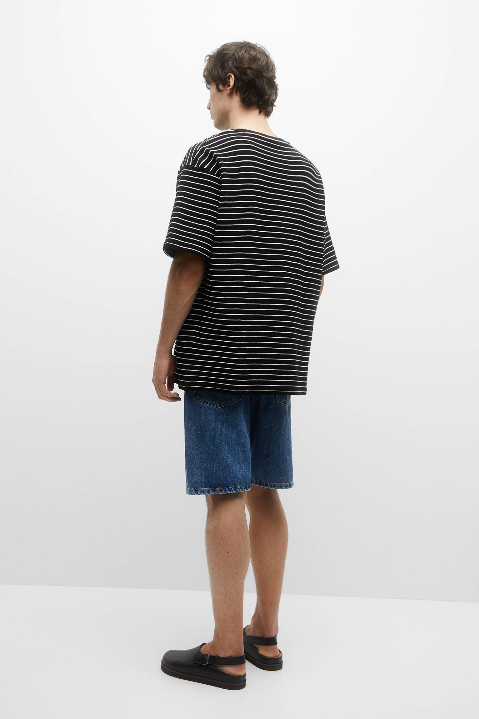 CAMISETA DE MALHA OTTOMAN LISTRADA - PRETA