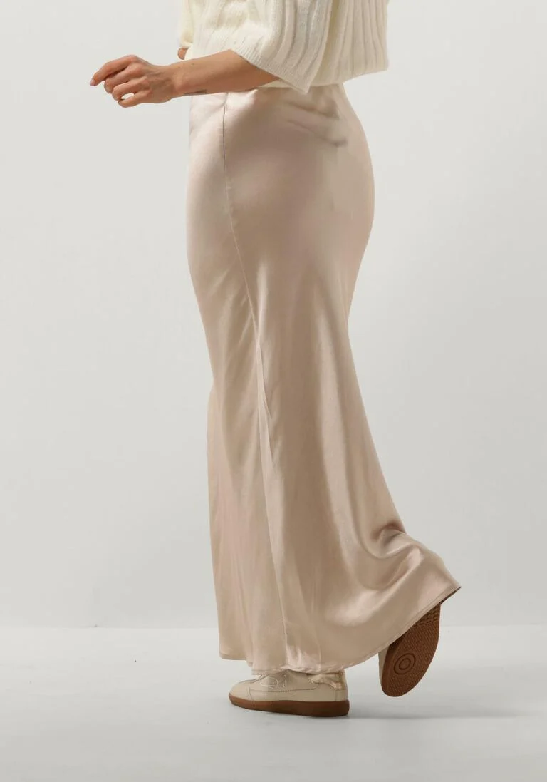 NOTRE-V ecru notre-v maxirok satin long skirt