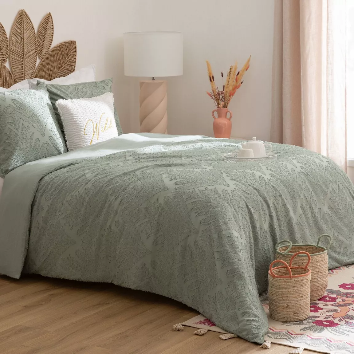 Housse de couette et deux taies microfibre (240 x 220 cm) Wild Vert céladon