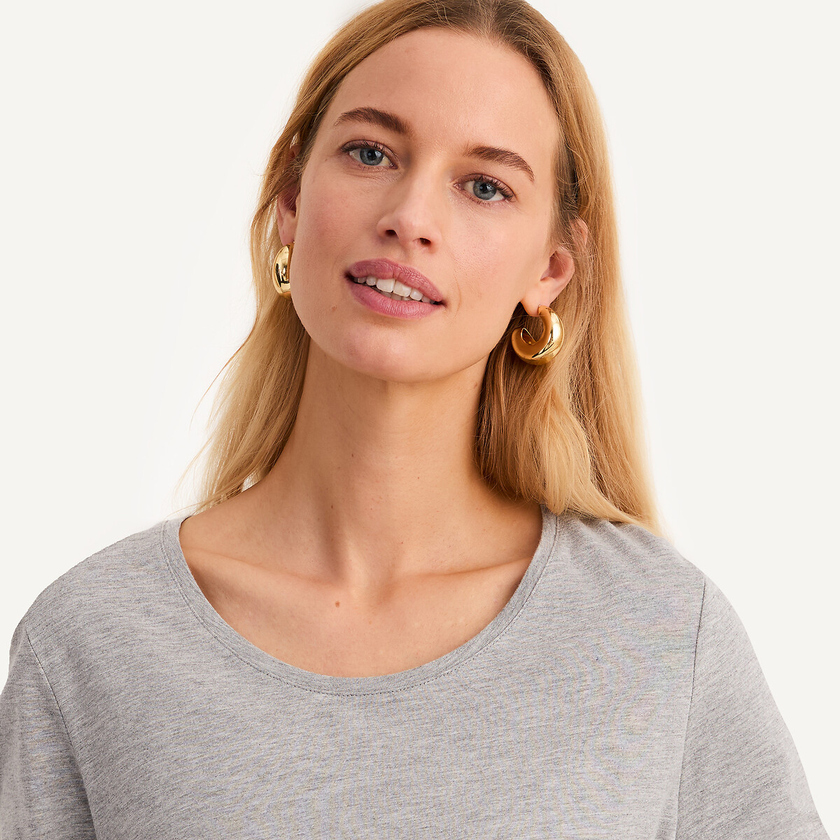 ANNE WEYBURN<br>Camiseta com gola redonda e mangas compridas