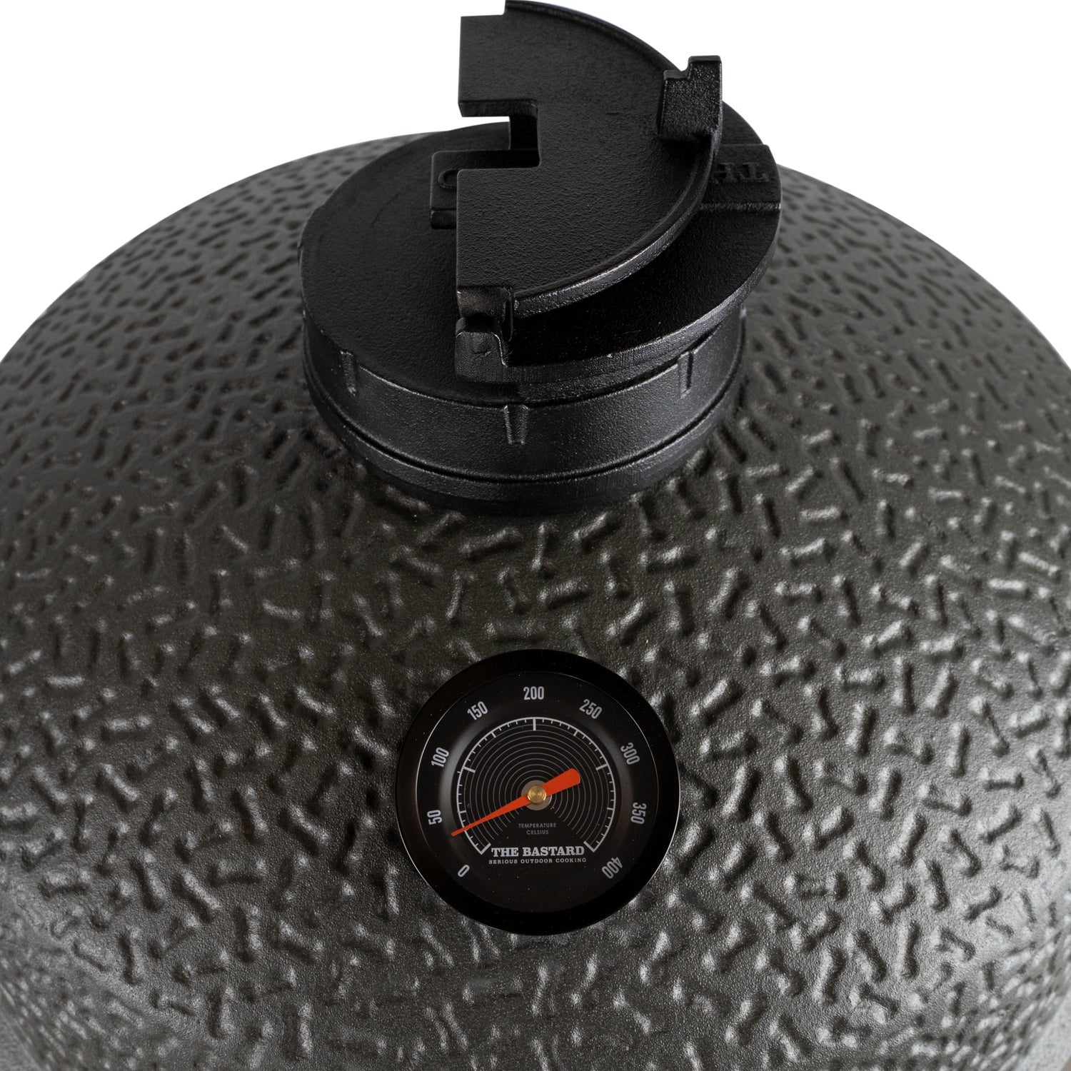 The Bastard kamado barbecue VX Large Complete D 47 H 131 cm