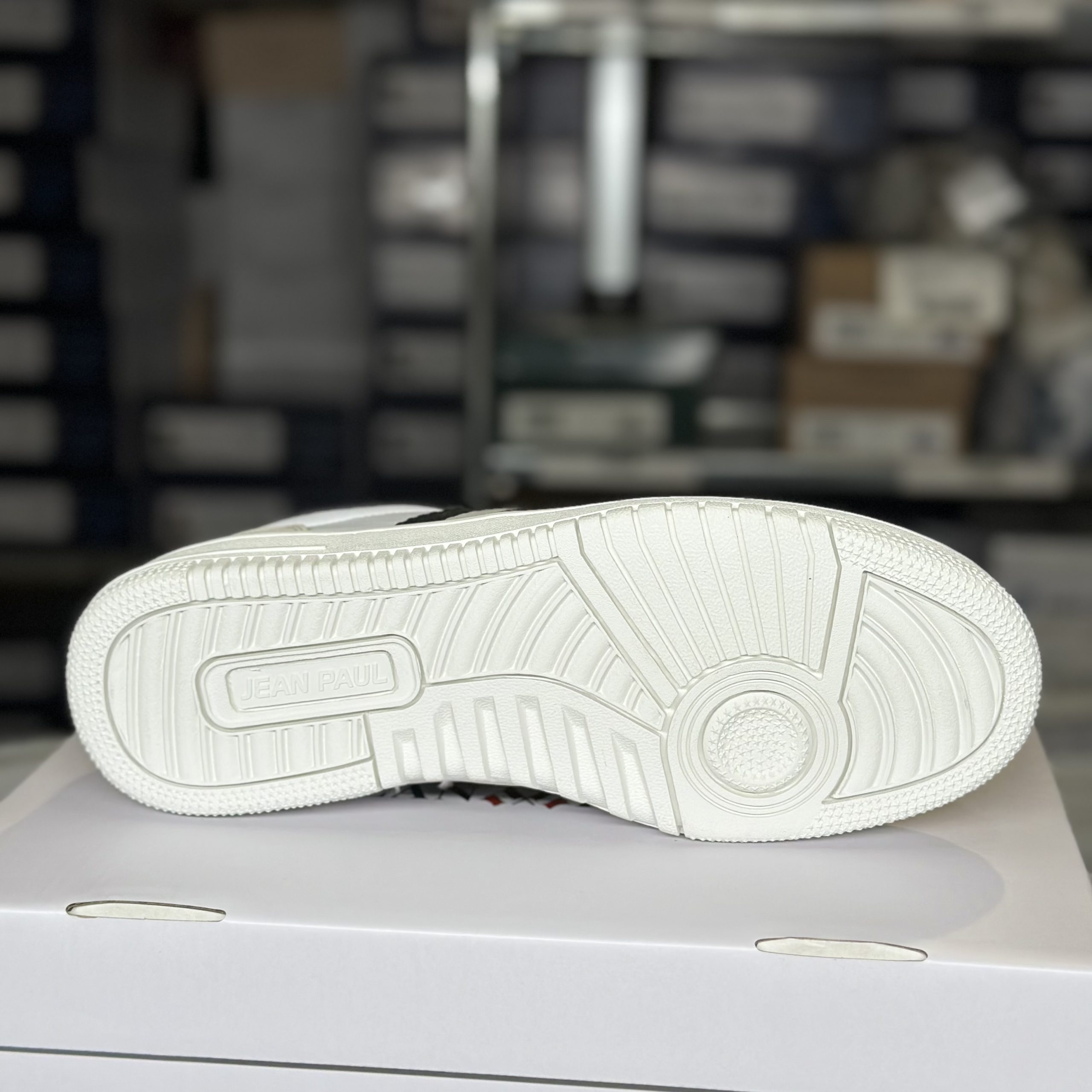 Jean Paul - Bozon Court Bright White