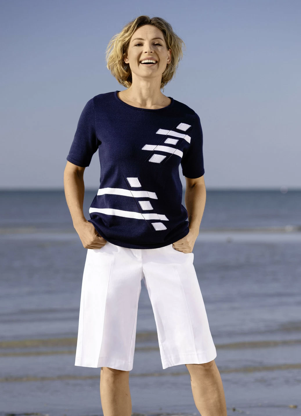 Pulli mit Intarsien-Vorderteil
