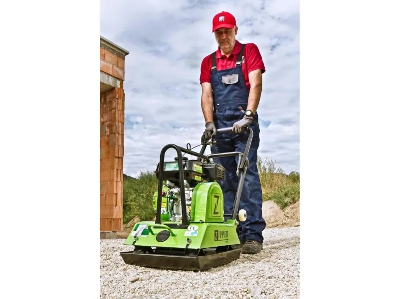 Zipper ZI-RPE90, Vibrationsplade, 14,4 m/min, 20 cm, 3,6 L, 15500 N, 16,25 m/s²