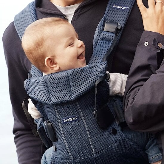 Porte-bébé One Air   Bleu Marine Mesh 3D        de               BabyBjörn