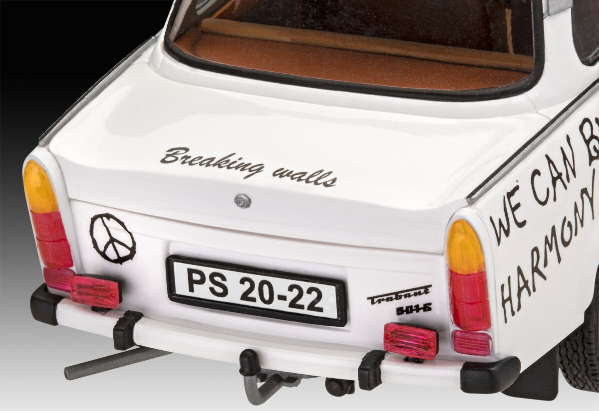 Revell - Trabant 601S Male Byggesæt Modelbil - Level 4 - 67713
