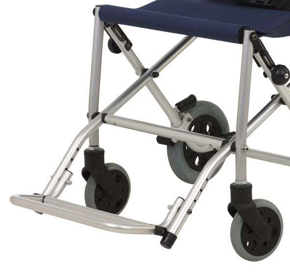 Travell Chair Big Reiserollstuhl, faltbar 65 cm breit bis 110 kg belastbar inkl. Transporttasche