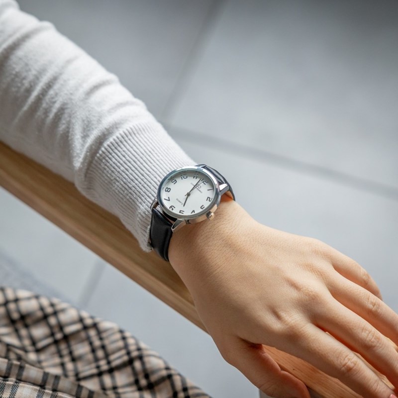 Jolie Montre Femme Noir GIORGIO