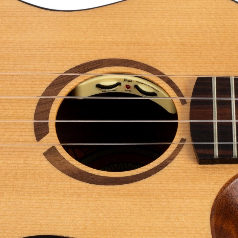 Flight Princess Series Victoria EQ-A Concert elektrisch-akoestische concert ukelele met gigbag