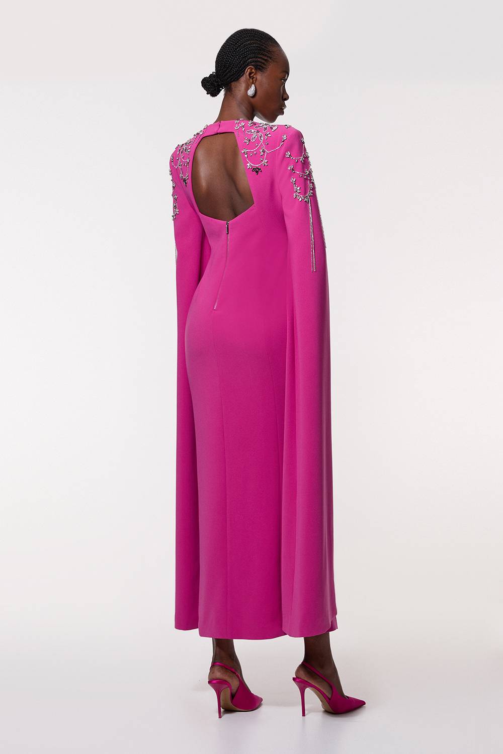 KarenMillen Petite robe maxi cape en tissage Cady ornée de cristaux