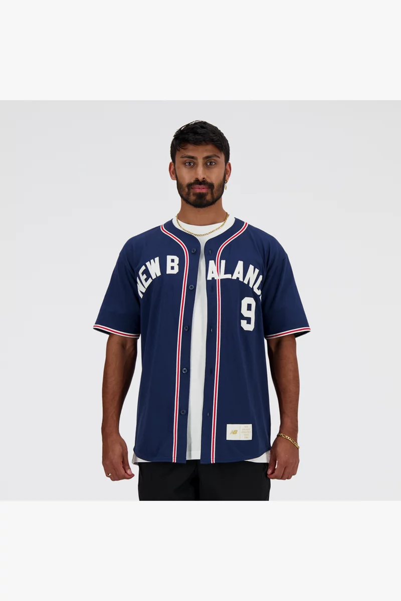 New Balance Sportswear Greatest Hits Baseball Jersey Herren Hemd