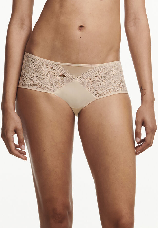 Chantelle Floral Touch Covering shorty 01n