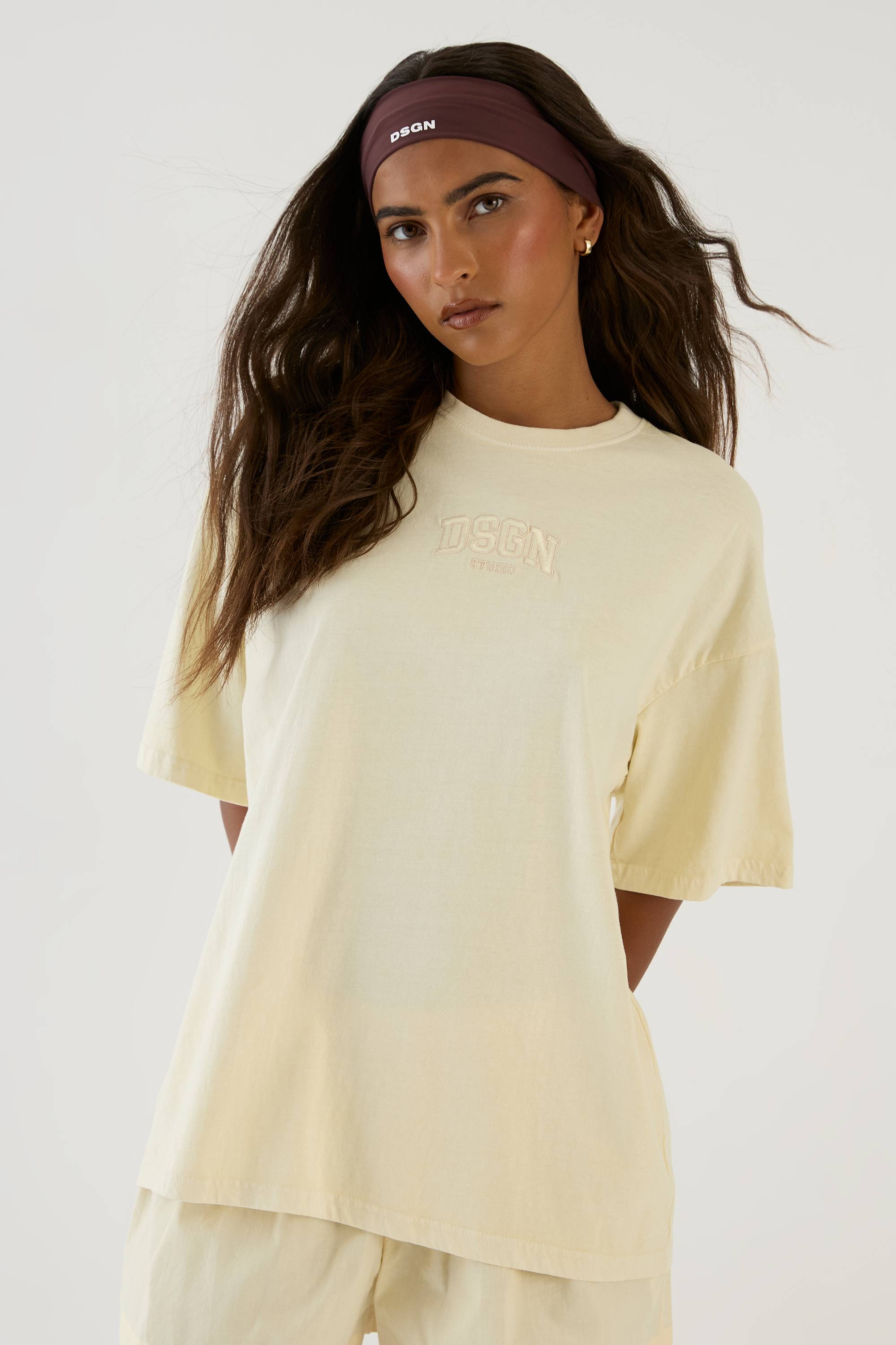 T-shirt Oversize Surteint Avec Broderie Dsgn Studio