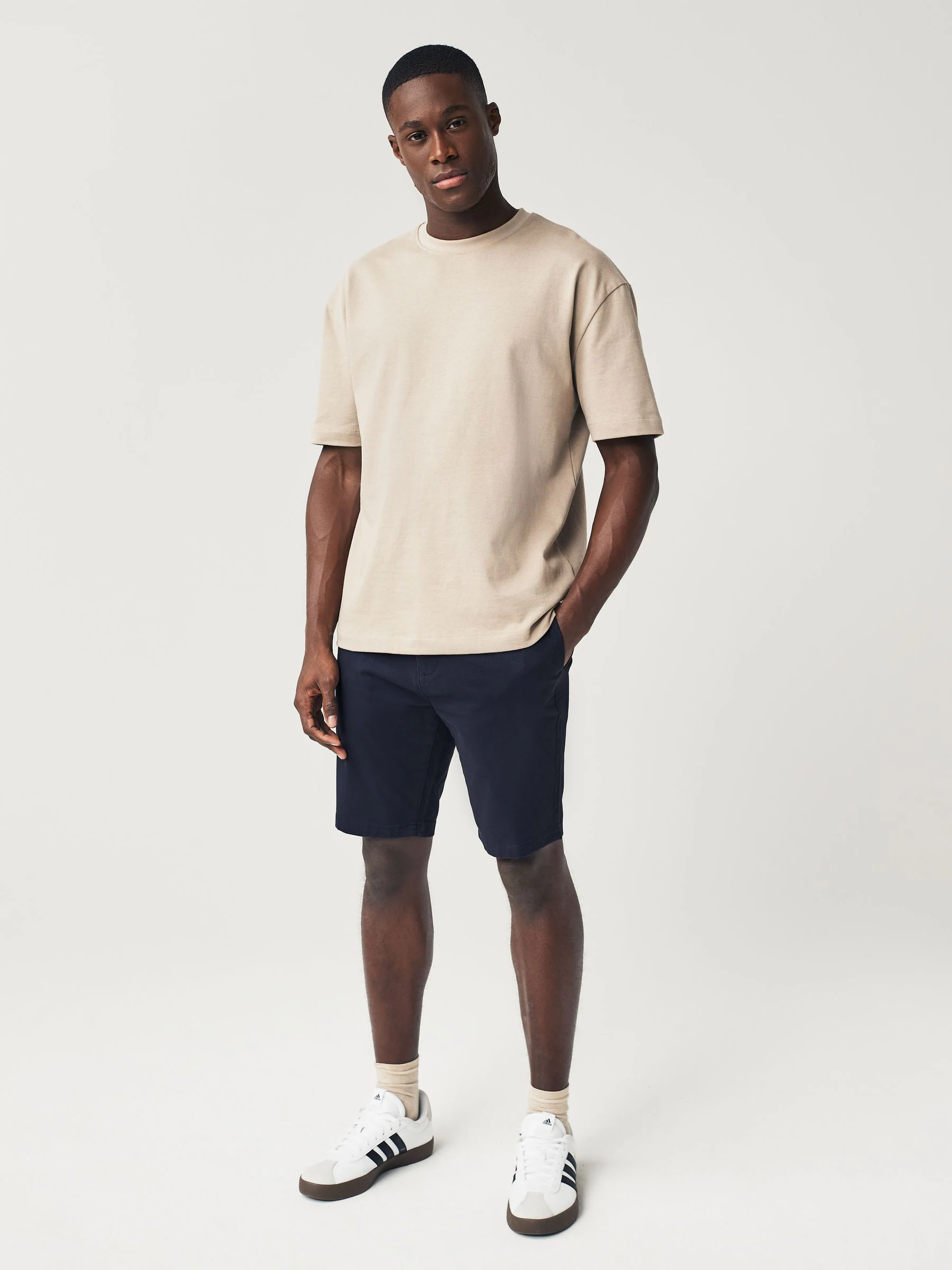Donkerblauw - Strakke Pasvorm - Chinoshort met stretch